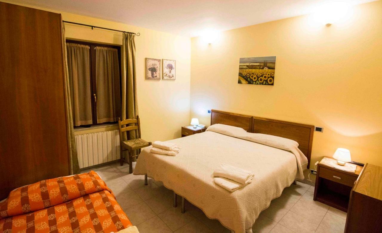 Cantarana Hotel Sesta Godano Buitenkant foto